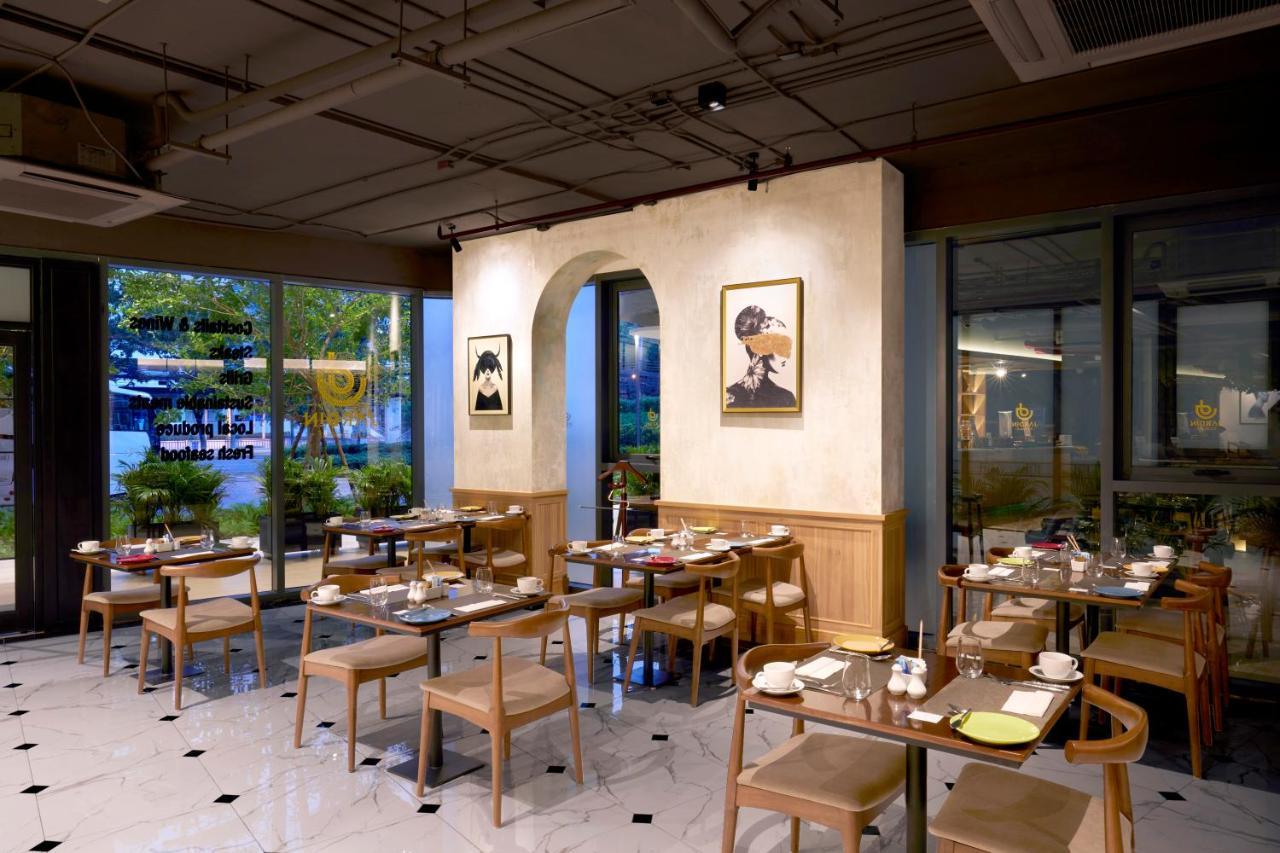 Somerset Rama 9 Bangkok Exterior foto Interior of the restaurant