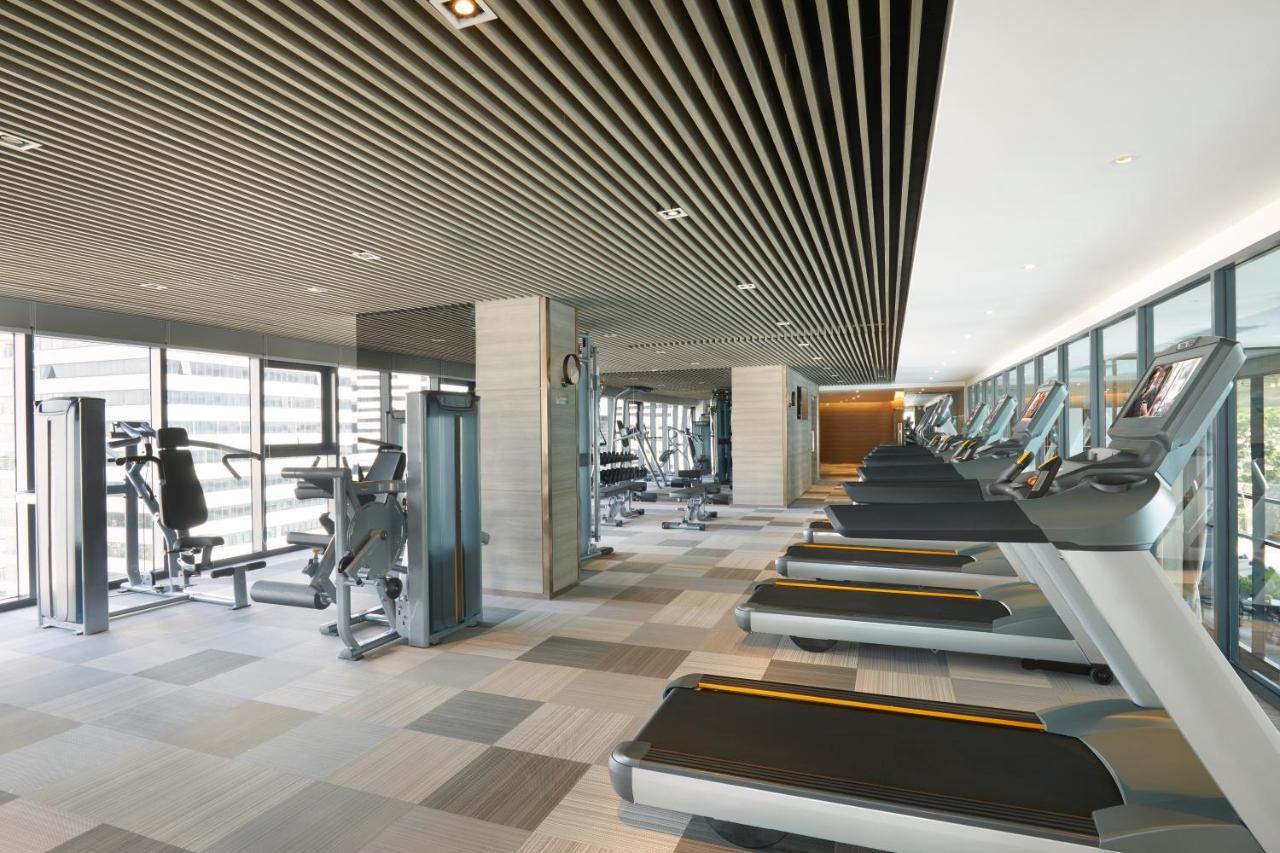 Somerset Rama 9 Bangkok Exterior foto The gym at the 1000m² Club